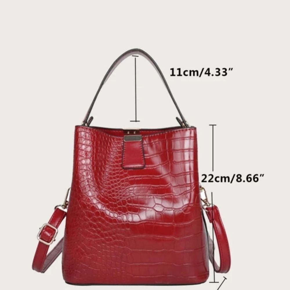 Red Faux Leather Handbags, Crossbody Bag, Purse, Shoulder Bag, Tote - Picture 9 of 10